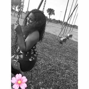 Meet your Posher, Tamia